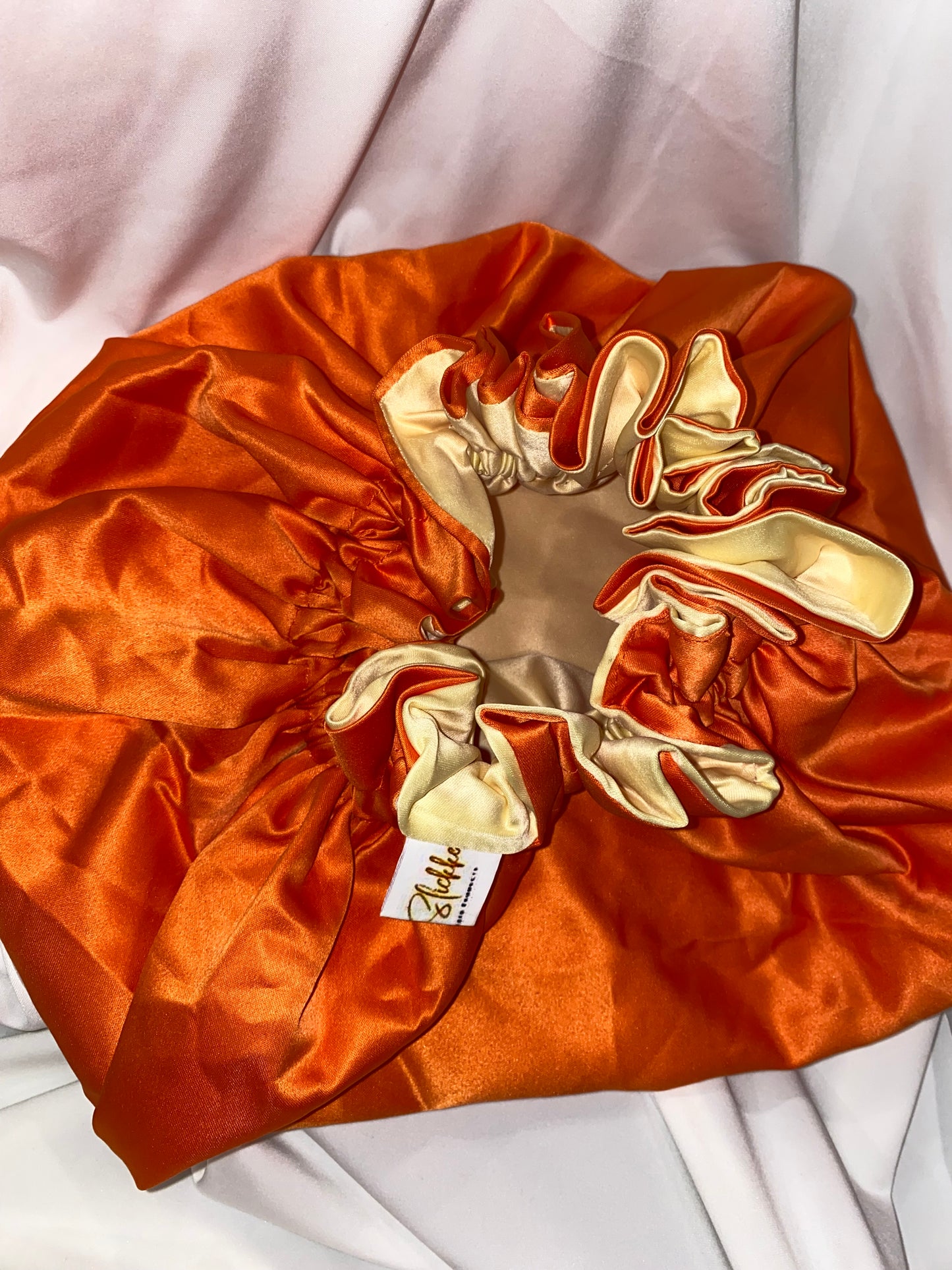 Slickked Versatile Bonnet